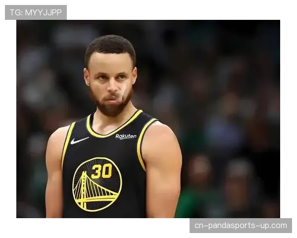 纳什挡拆组织对比库里，传球视野拉开效率差异