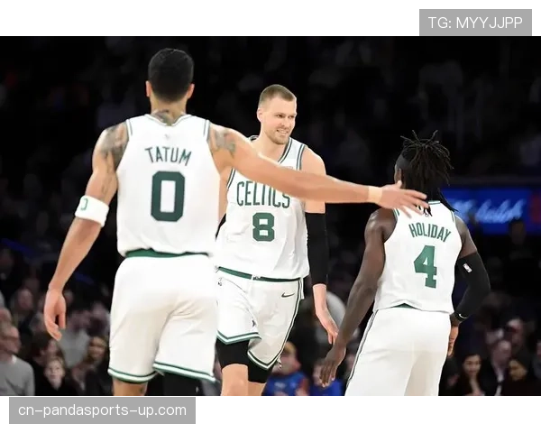 拉里·伯德无球移动带动进攻效率明显优于凯尔特人同期后卫